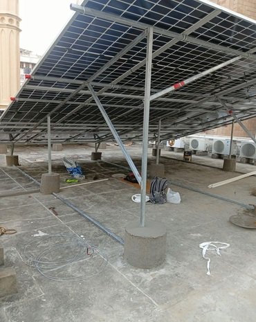 commercial solar solutions.jpg